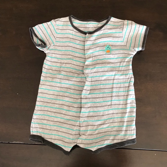 3 24m Carter’s Rompers - Picture 4 of 7